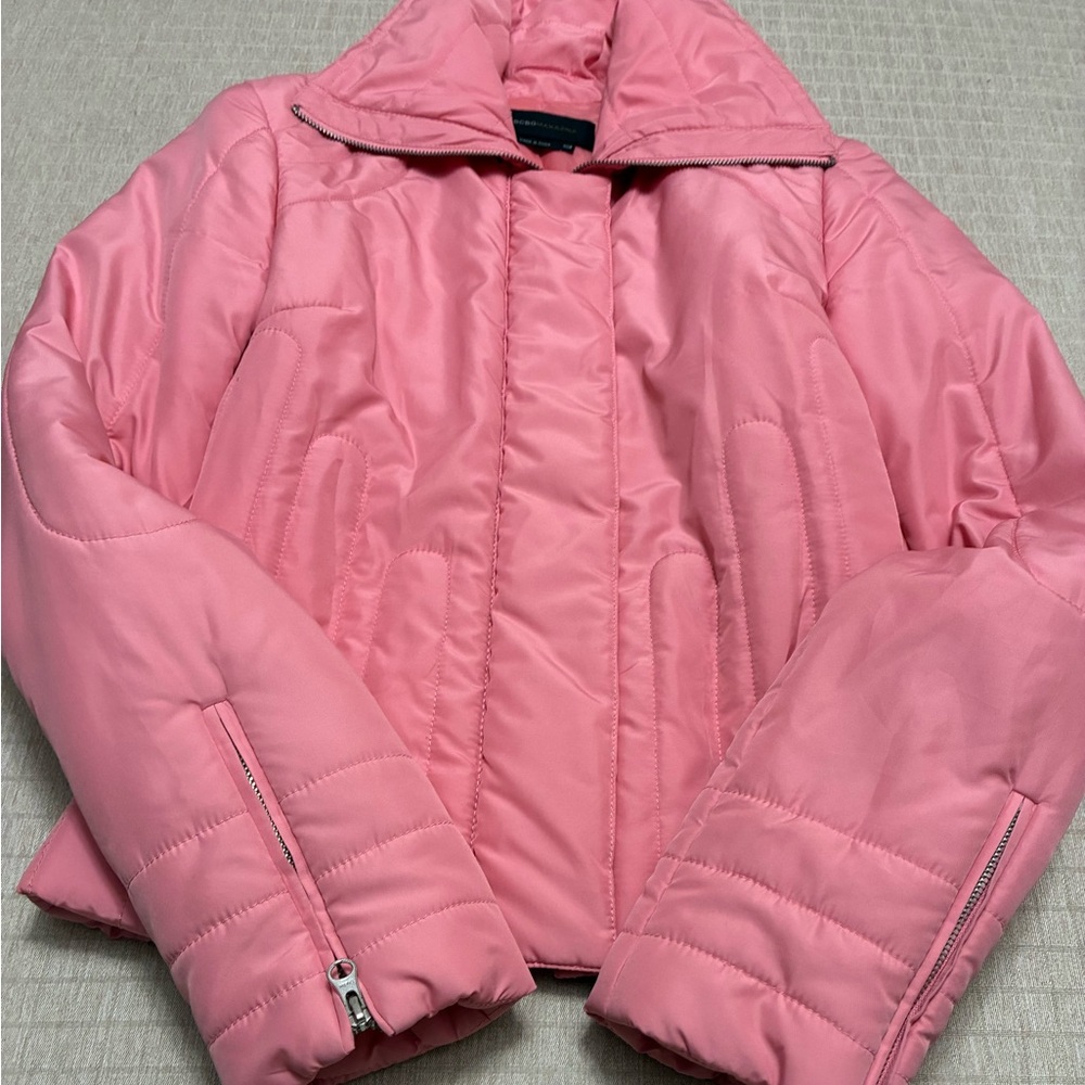 BCBG puffer coat Salmon in color - Picture 9 of 9